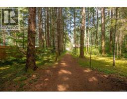 307 Bates Dr, Fanny Bay, BC V0R1W0 Photo 68
