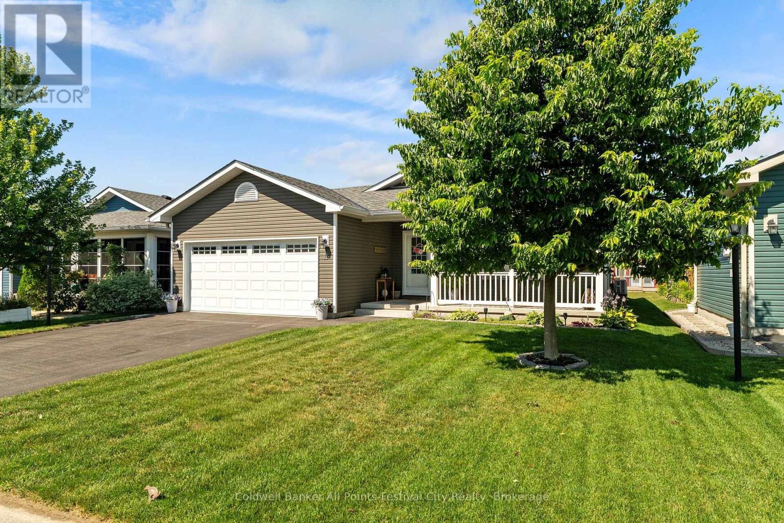 11 WINDWARD WAY N - 4