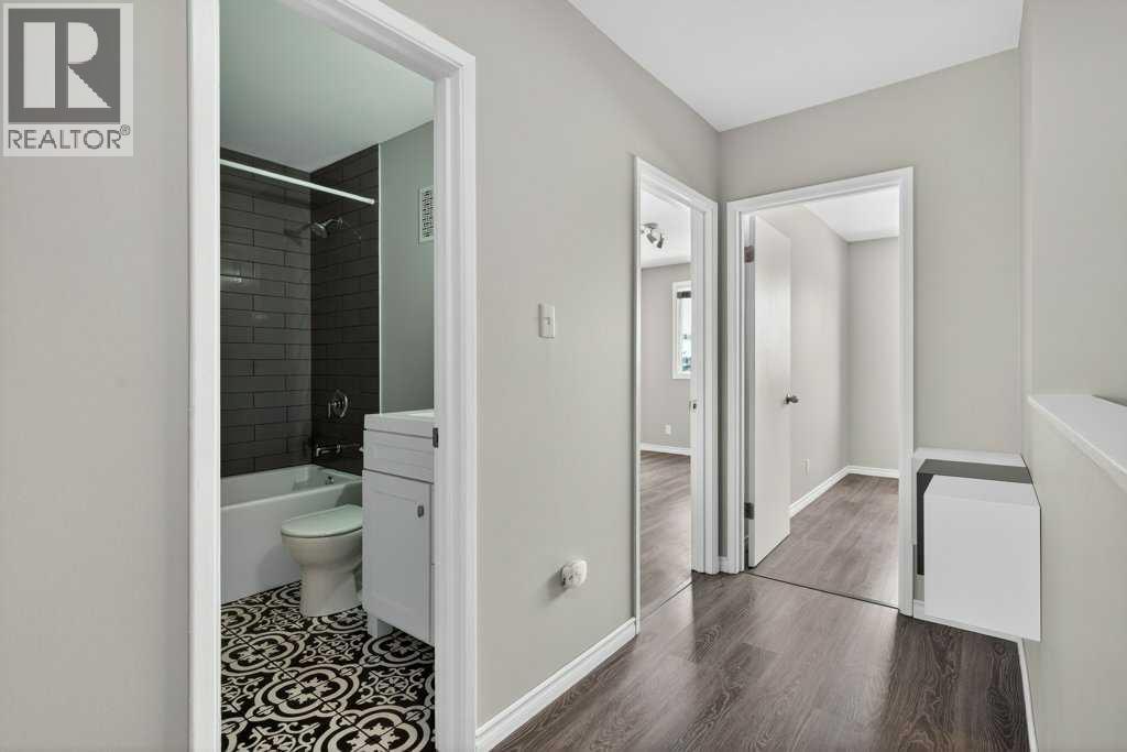 #303 2211 19 Street NE - 17