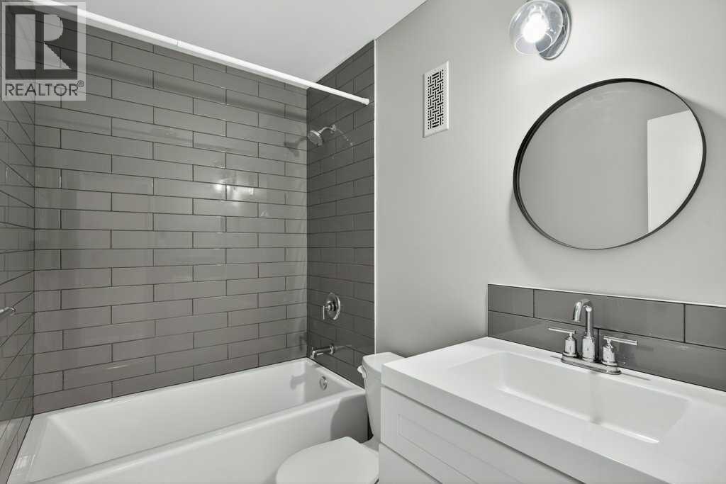 #303 2211 19 Street NE - 18
