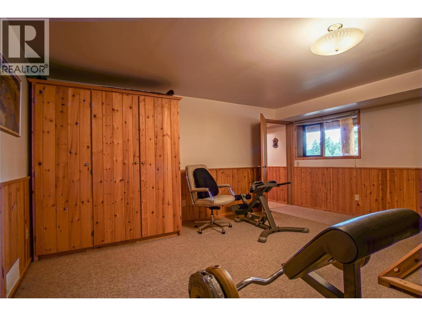 20 Valeview Road - 45