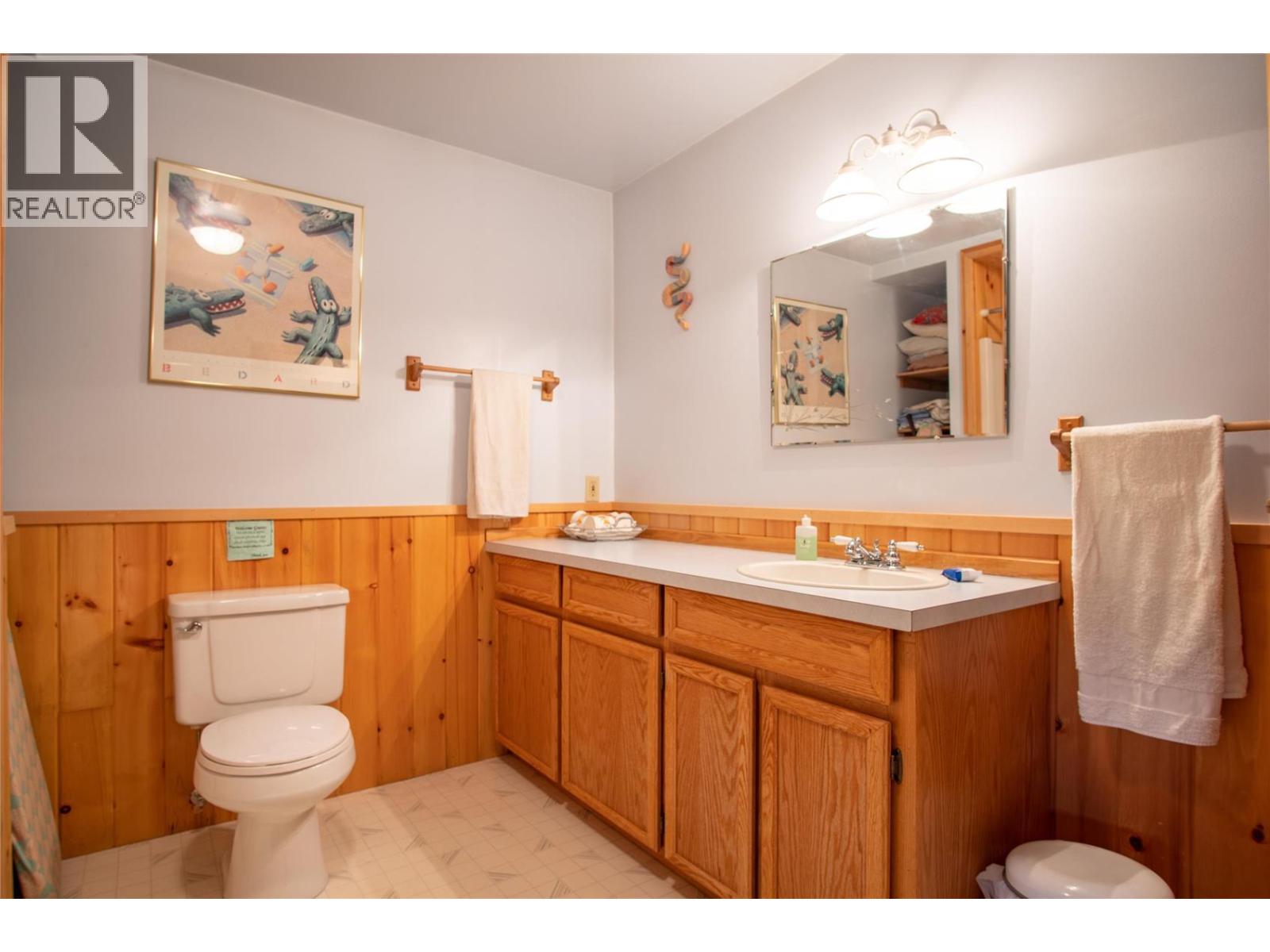 20 Valeview Road - 44