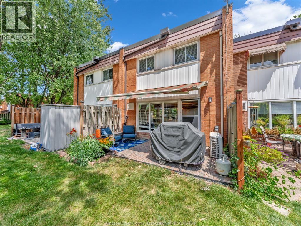 1805 EAST GATE ESTATES - 12