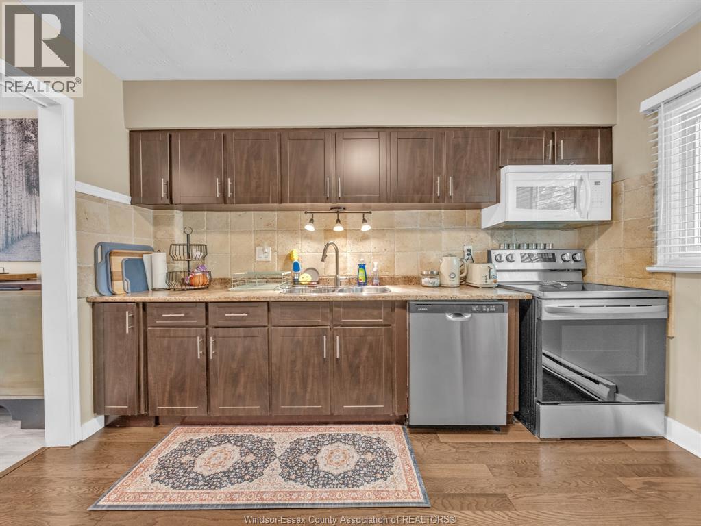 1805 EAST GATE ESTATES - Image 17