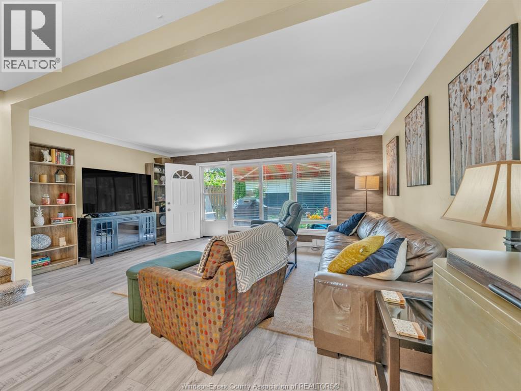 1805 EAST GATE ESTATES - 21