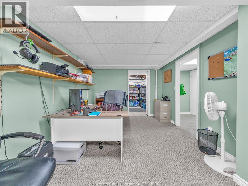 1805 EAST GATE ESTATES - Image 44