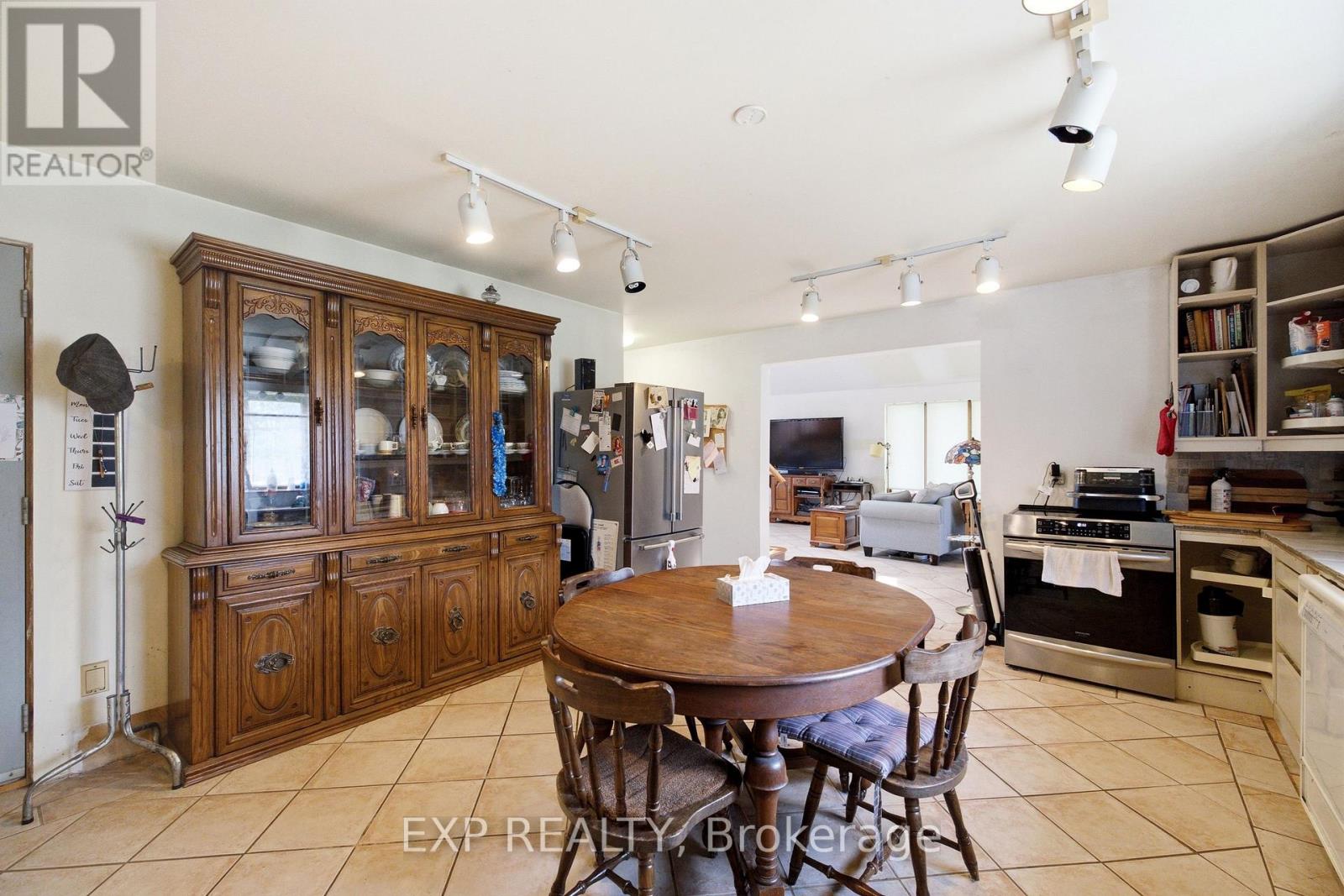 104 SIDEROAD 18 ROAD - Image 16