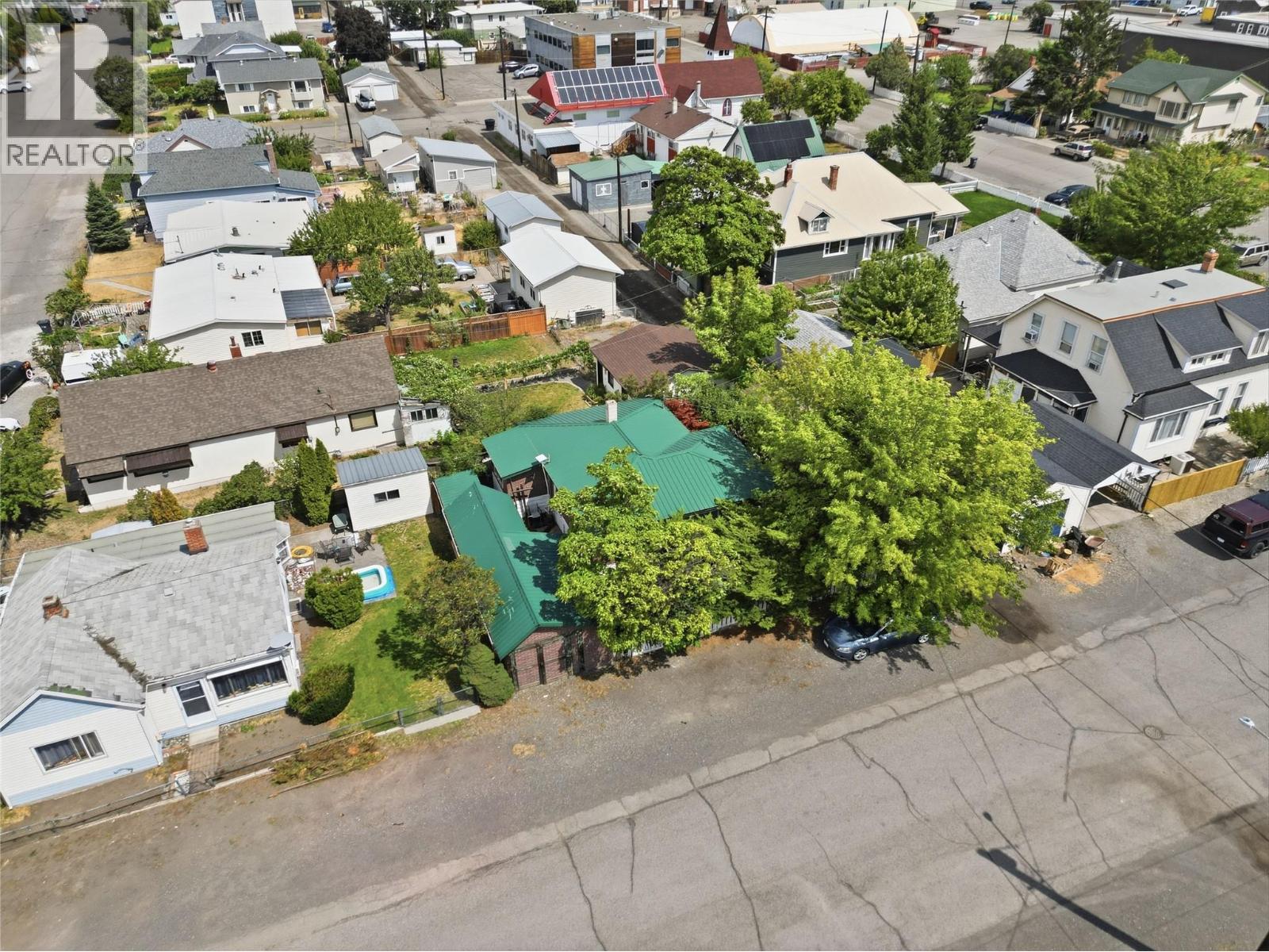 252 6th Street - 2