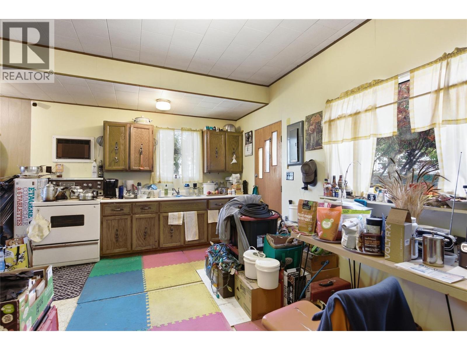 252 6th Street - Image 3