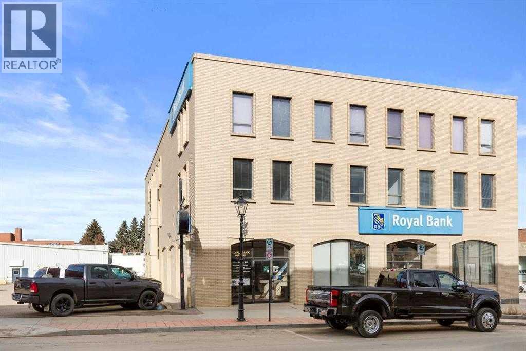 301A, 578 3 Street SE