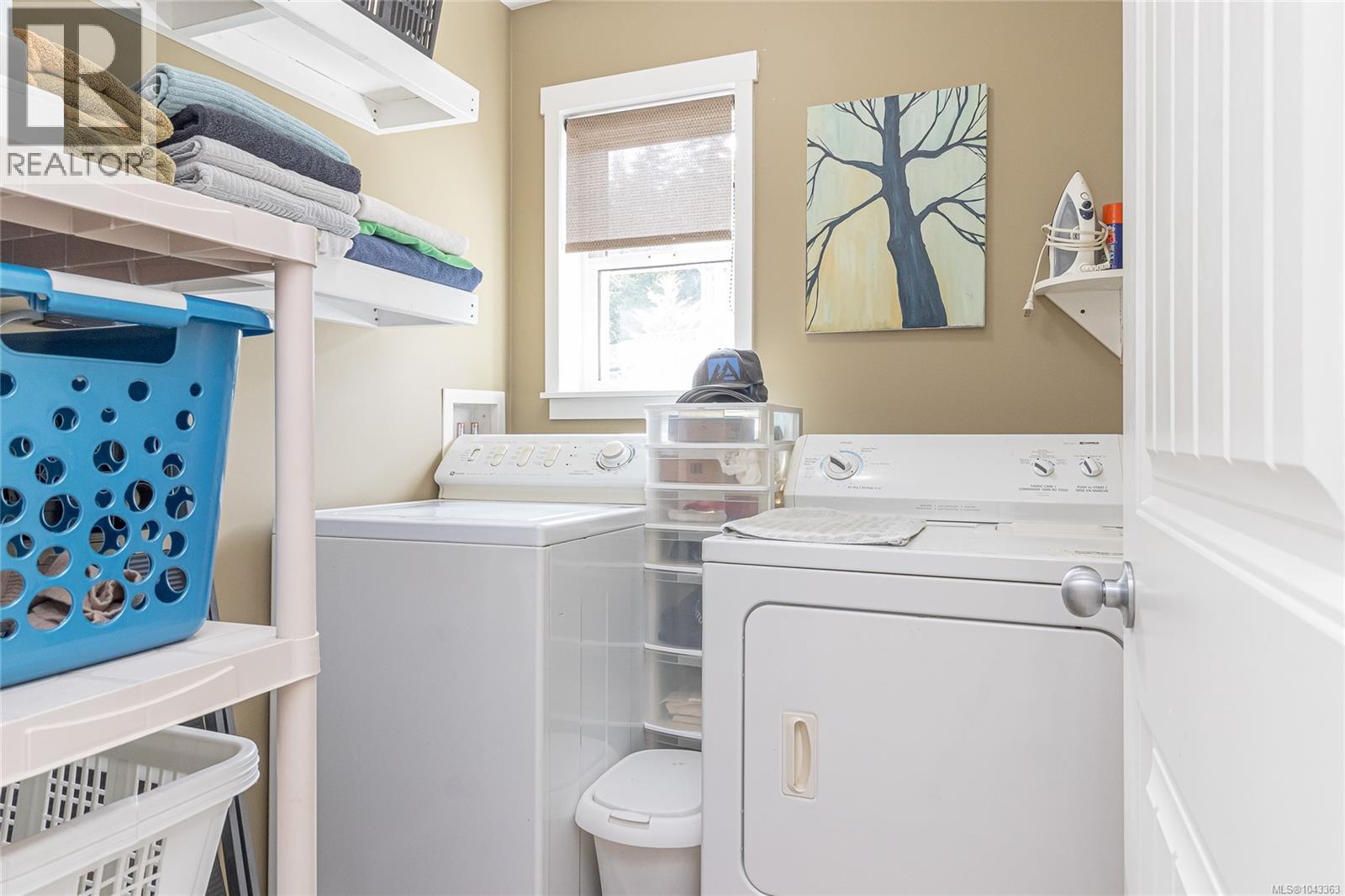 7972 Northview Dr - Image 23
