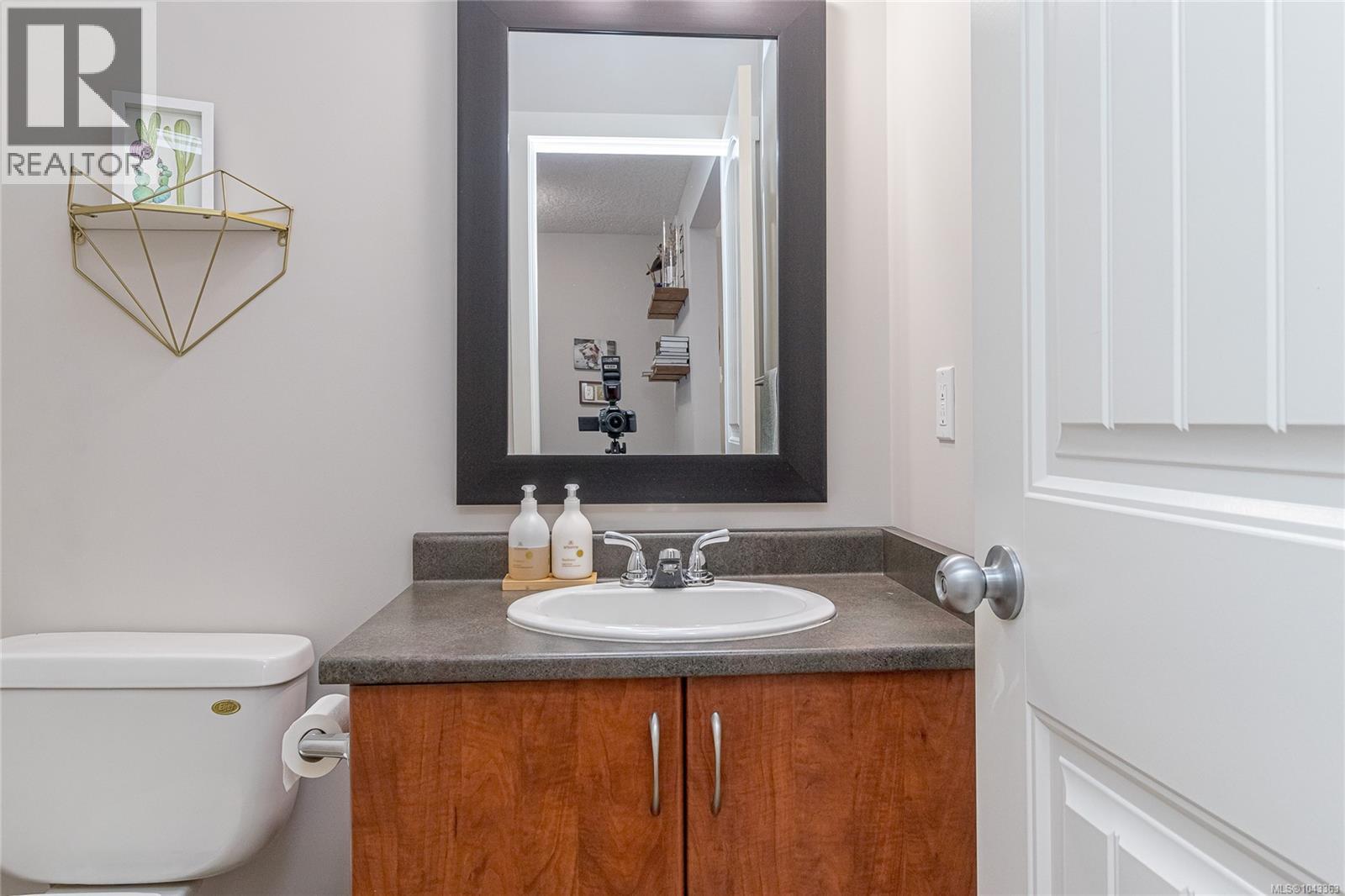 7972 Northview Dr - Image 12