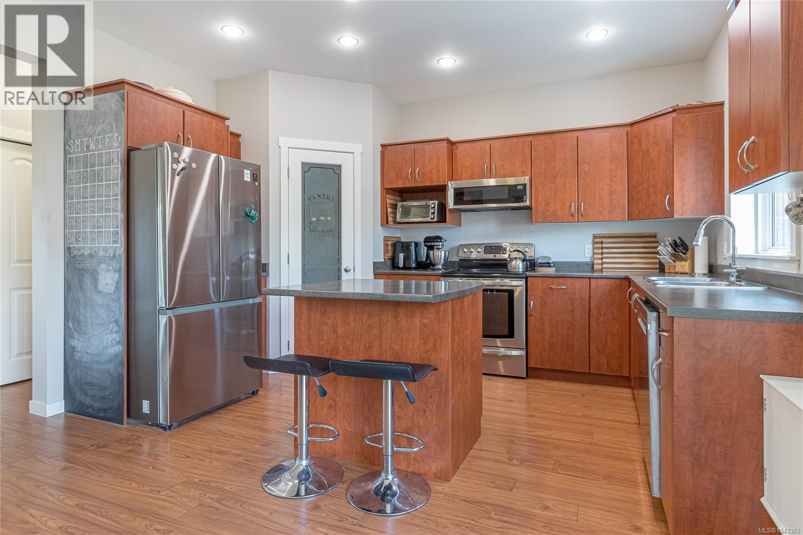 7972 Northview Dr - Image 9