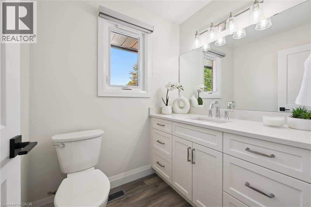 10 ALEXANDER Avenue - Image 15