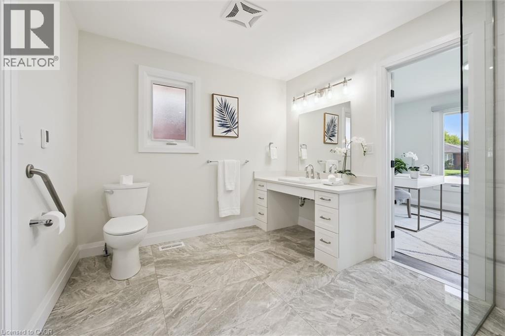 10 ALEXANDER Avenue - Image 20