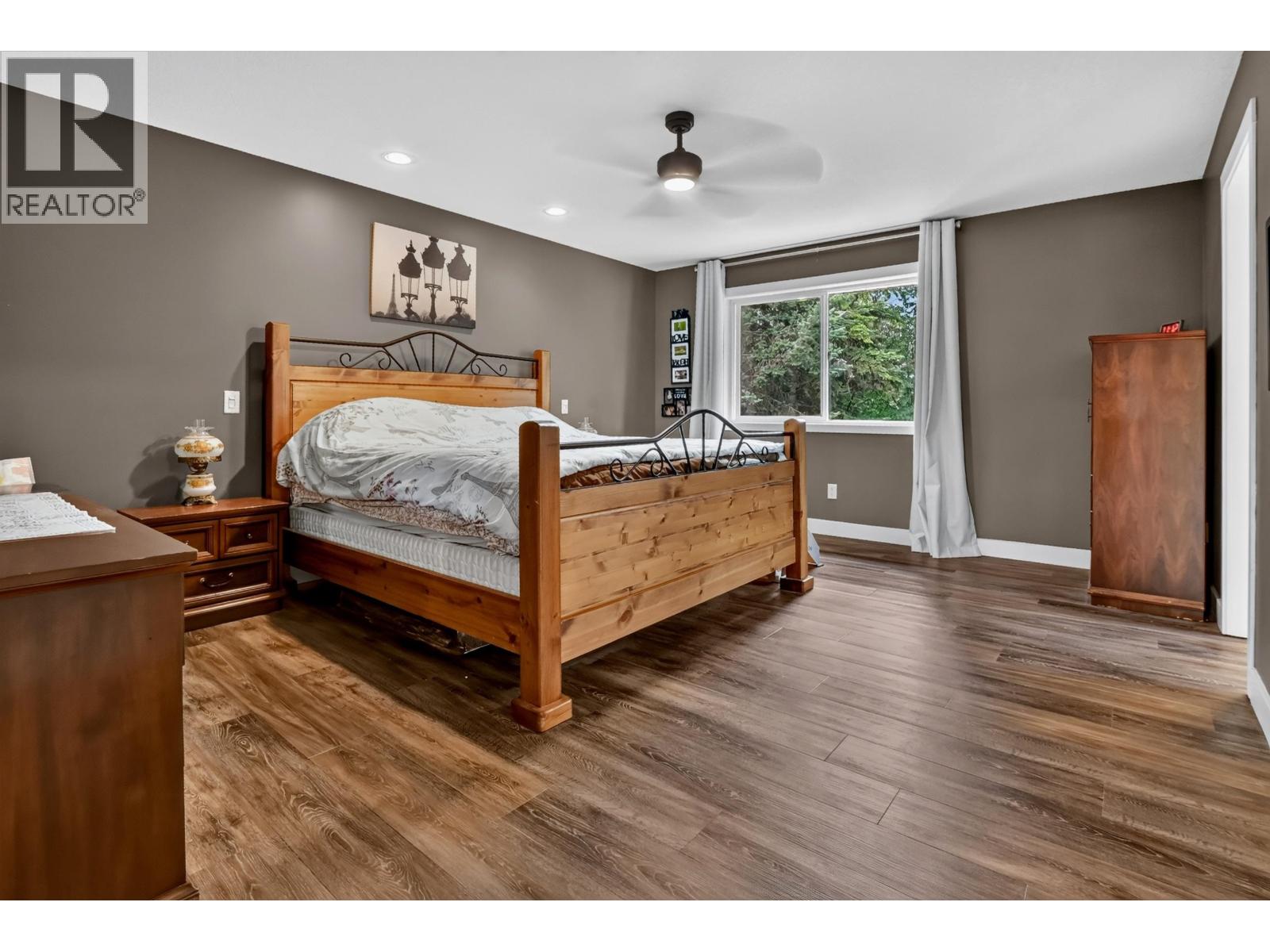 7557 LOEDEL CRESCENT, Prince George