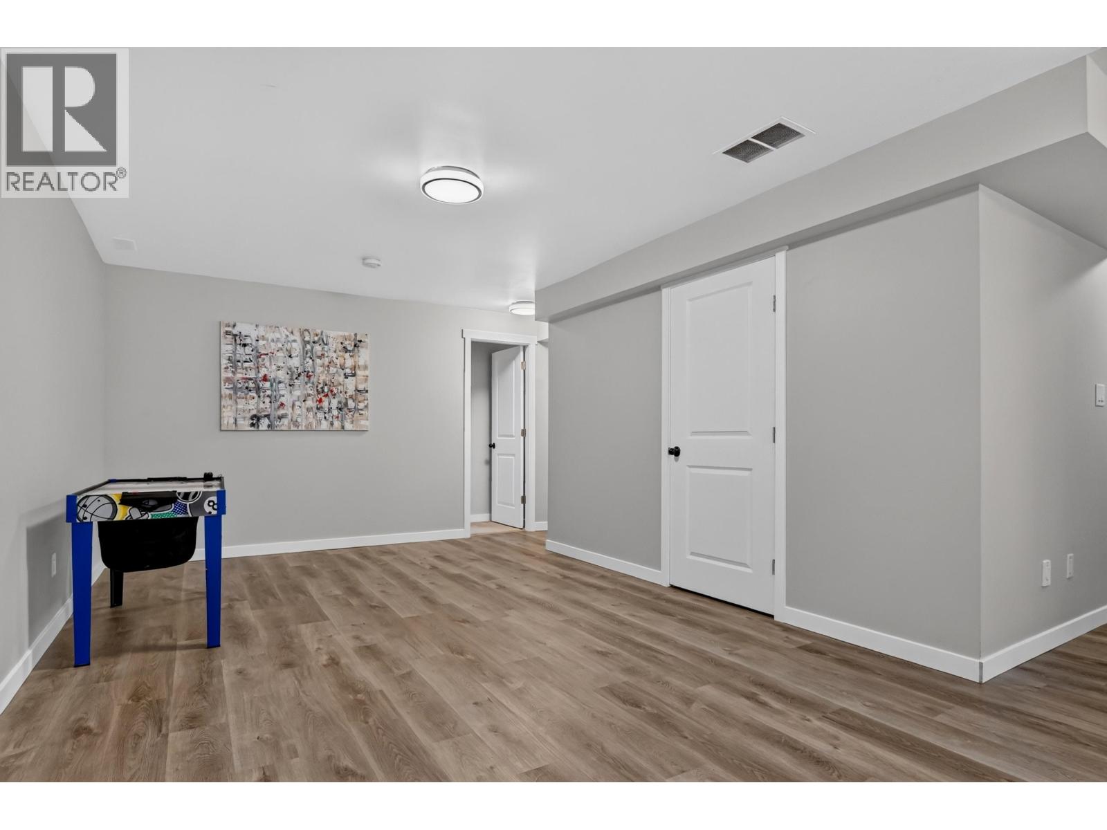 7557 LOEDEL CRESCENT, Prince George