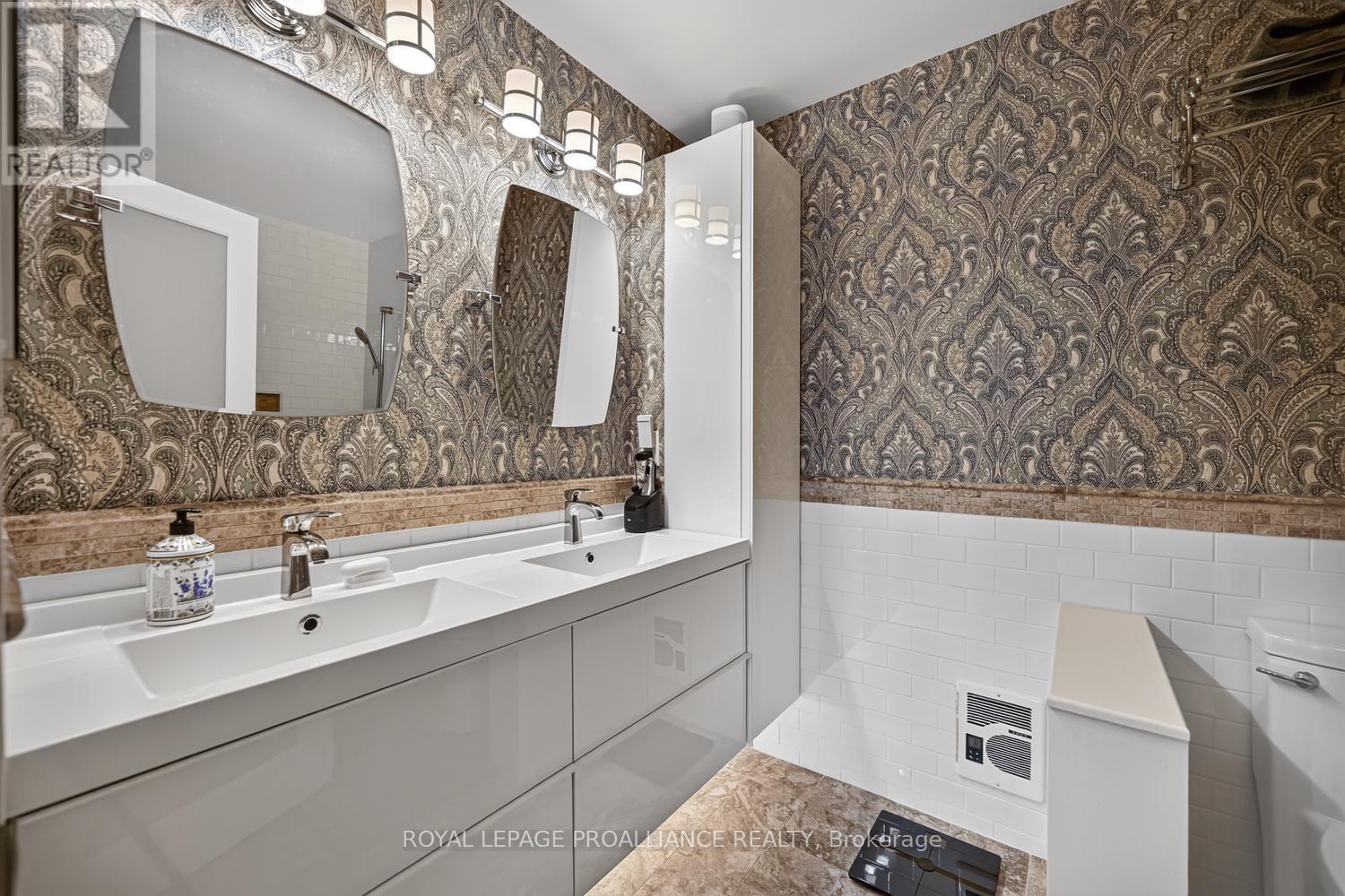 25 COUNTRY CLUB PLACE - Image 26