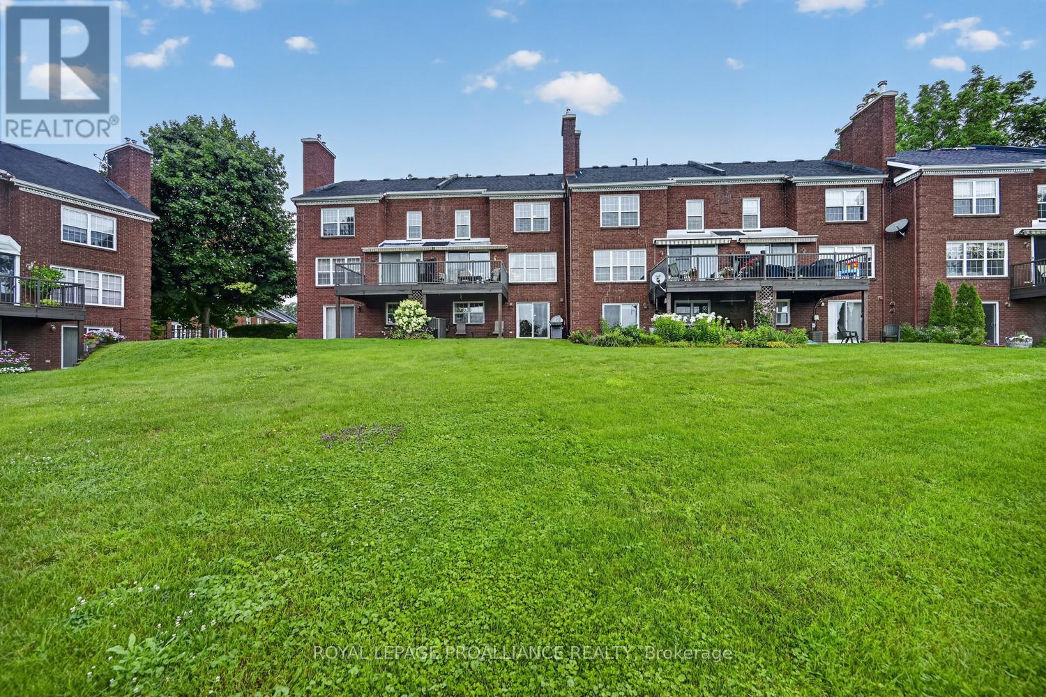 25 COUNTRY CLUB PLACE - Image 39