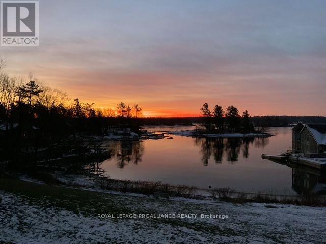 25 COUNTRY CLUB PLACE - Image 42