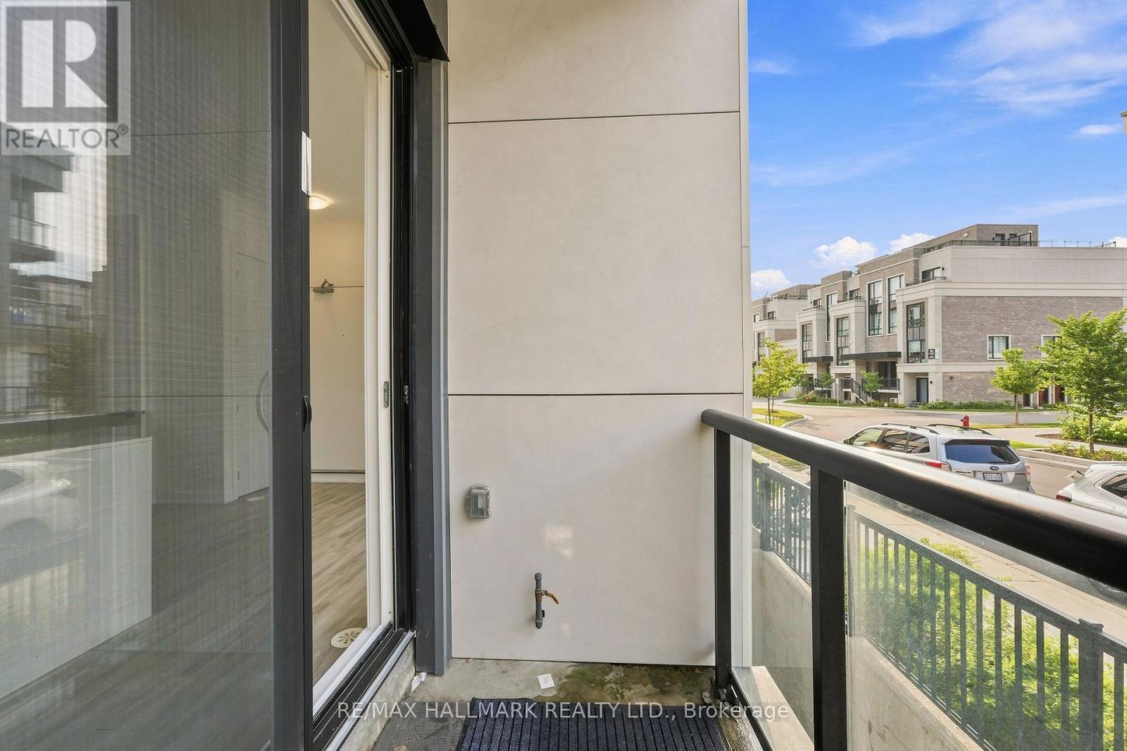 #1508 11 DAVID EYER ROAD - 10