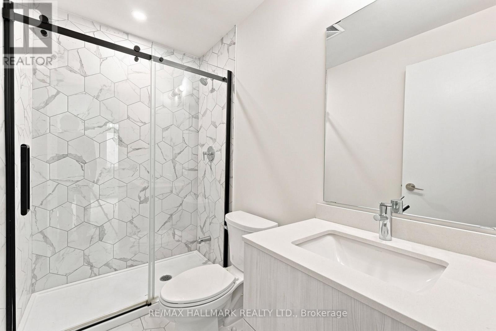 #1508 11 DAVID EYER ROAD - 16