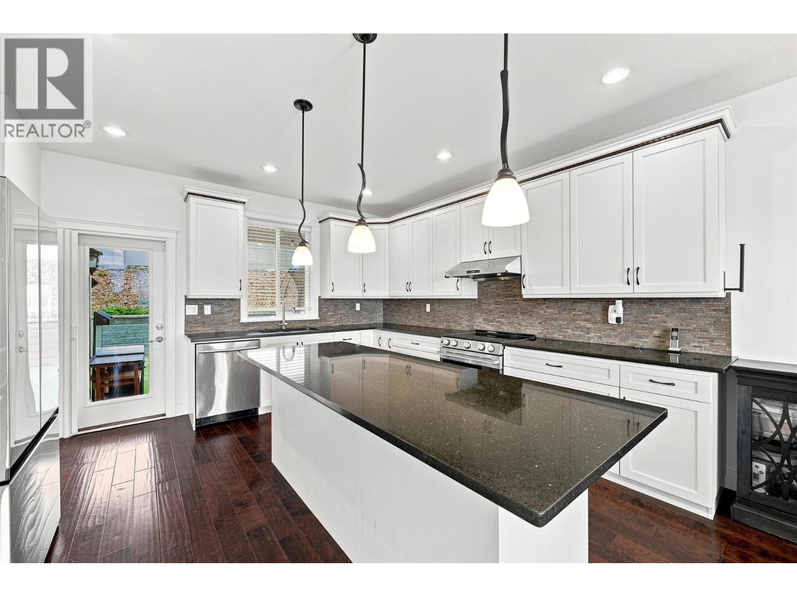 1319 Dunbar Drive - Image 8