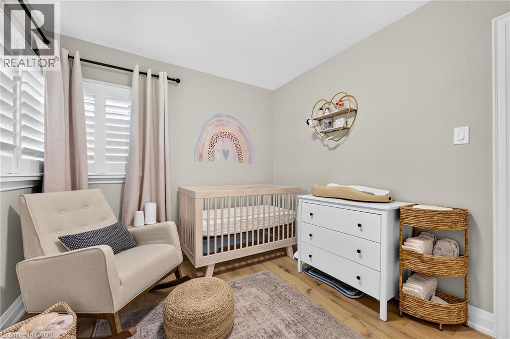 4 COMPTON Place - 26