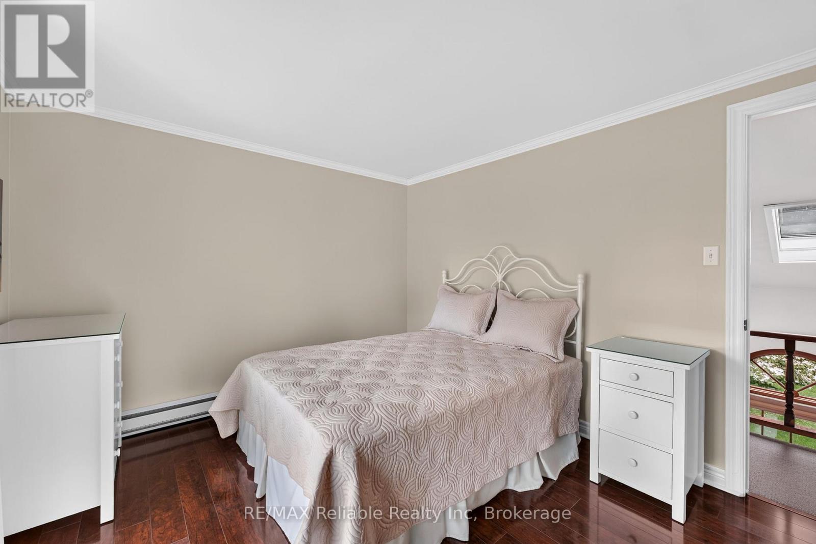 60 TUYLL STREET - Image 32