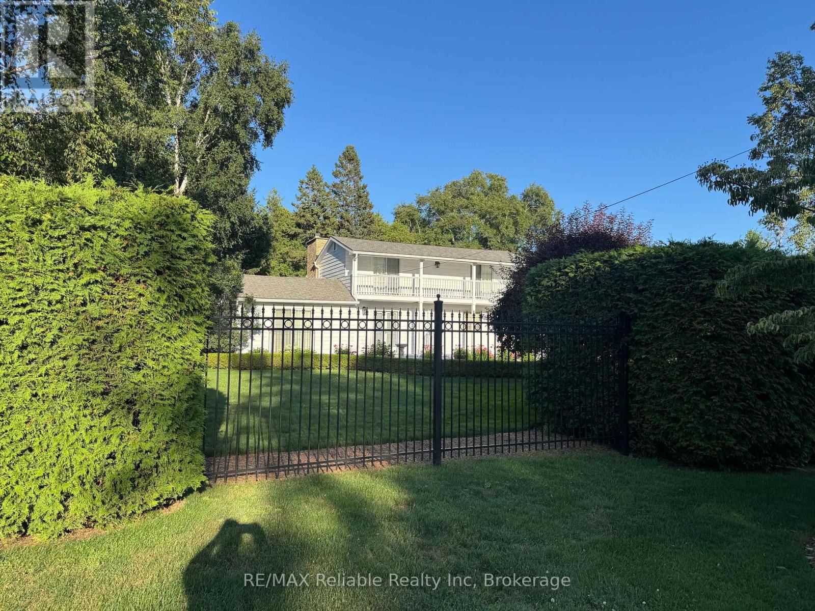 60 TUYLL STREET - Image 48