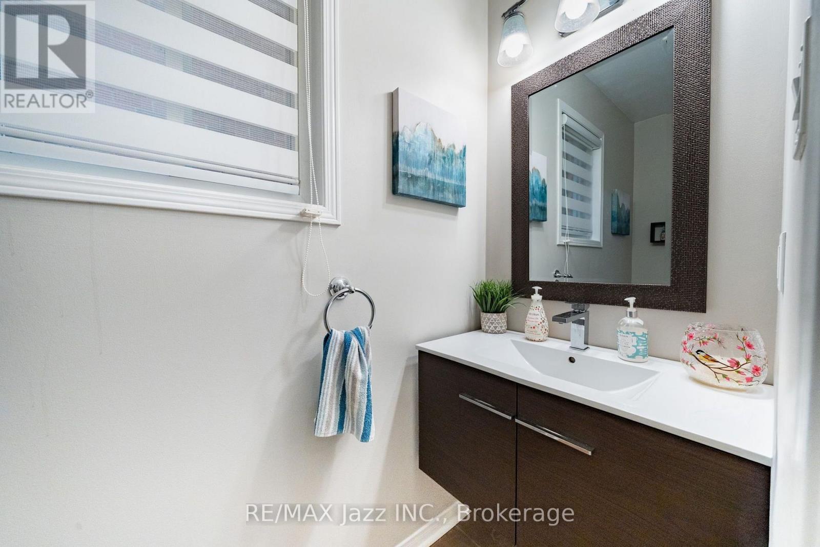 412 REEVES WAY BOULEVARD - 10
