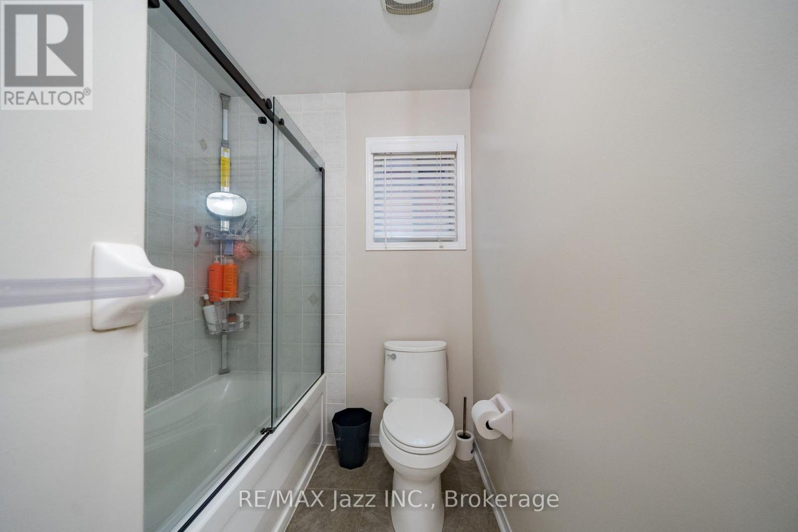 412 REEVES WAY BOULEVARD - Image 29