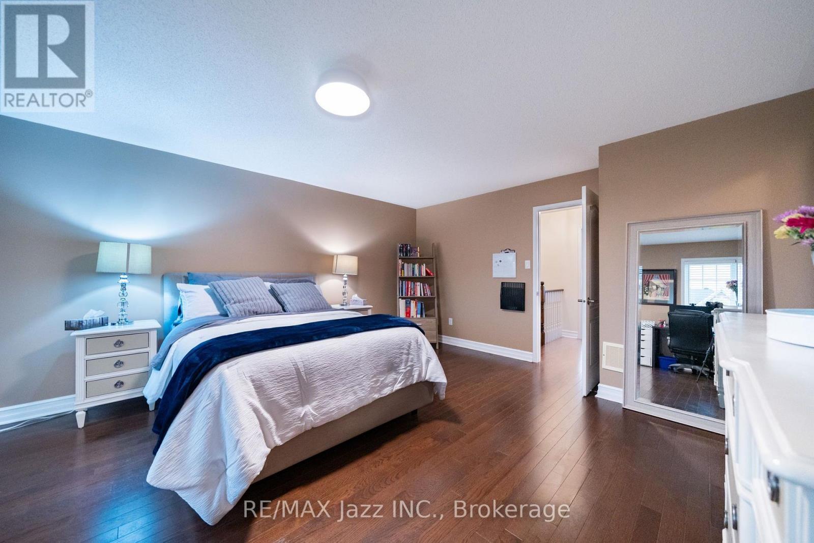 412 REEVES WAY BOULEVARD - 36