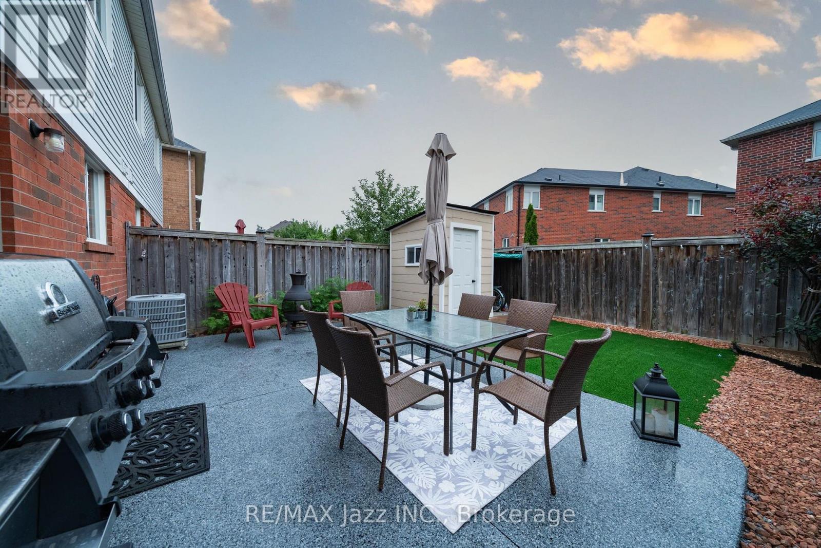 412 REEVES WAY BOULEVARD - 43