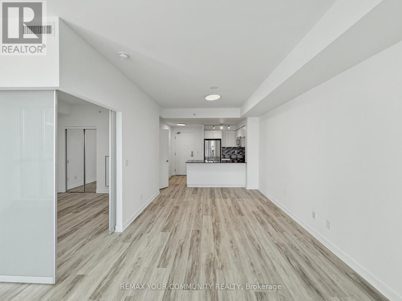 #618 150 EAST LIBERTY STREET - Image 4