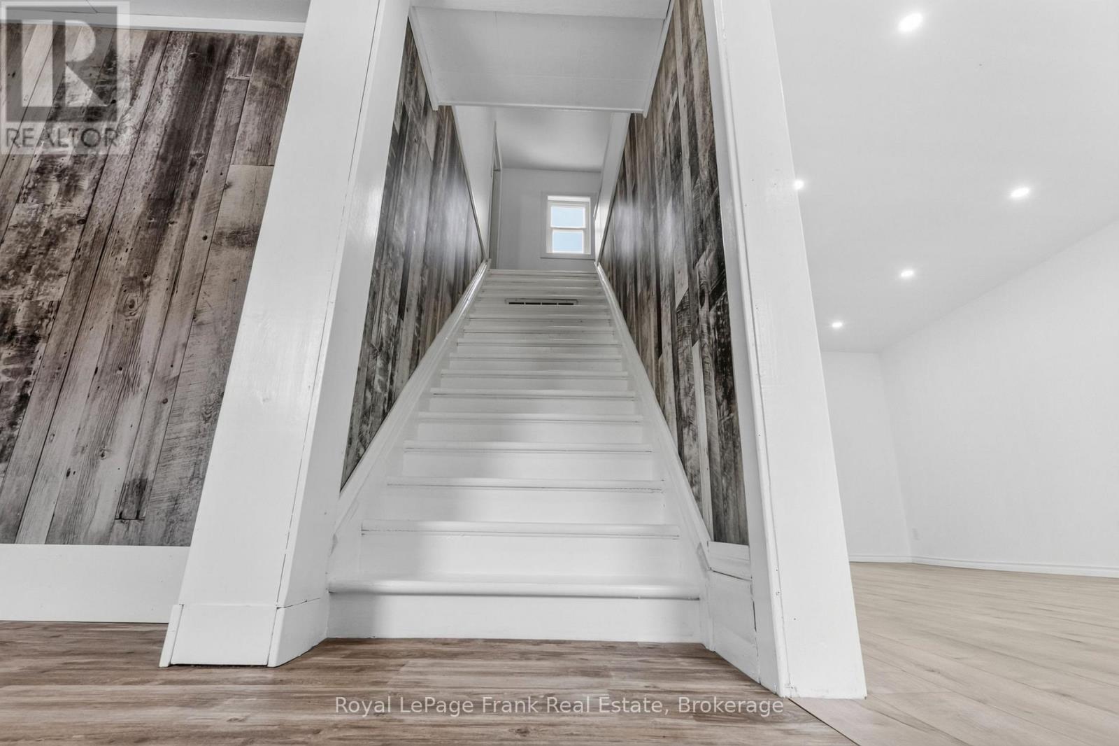 174 ELGIN STREET - Image 10