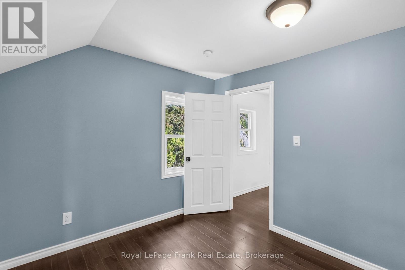 174 ELGIN STREET - Image 12