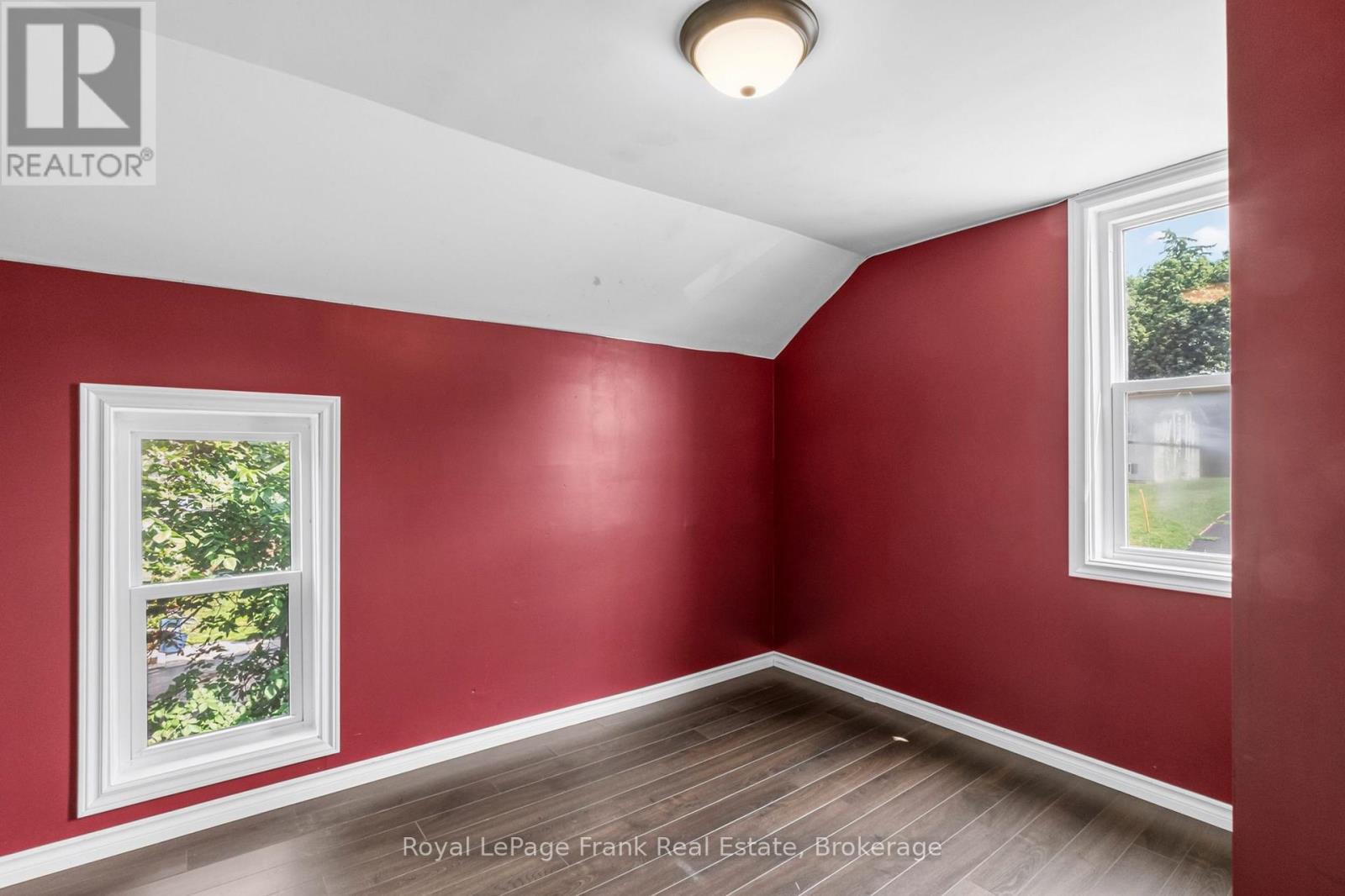 174 ELGIN STREET - Image 15