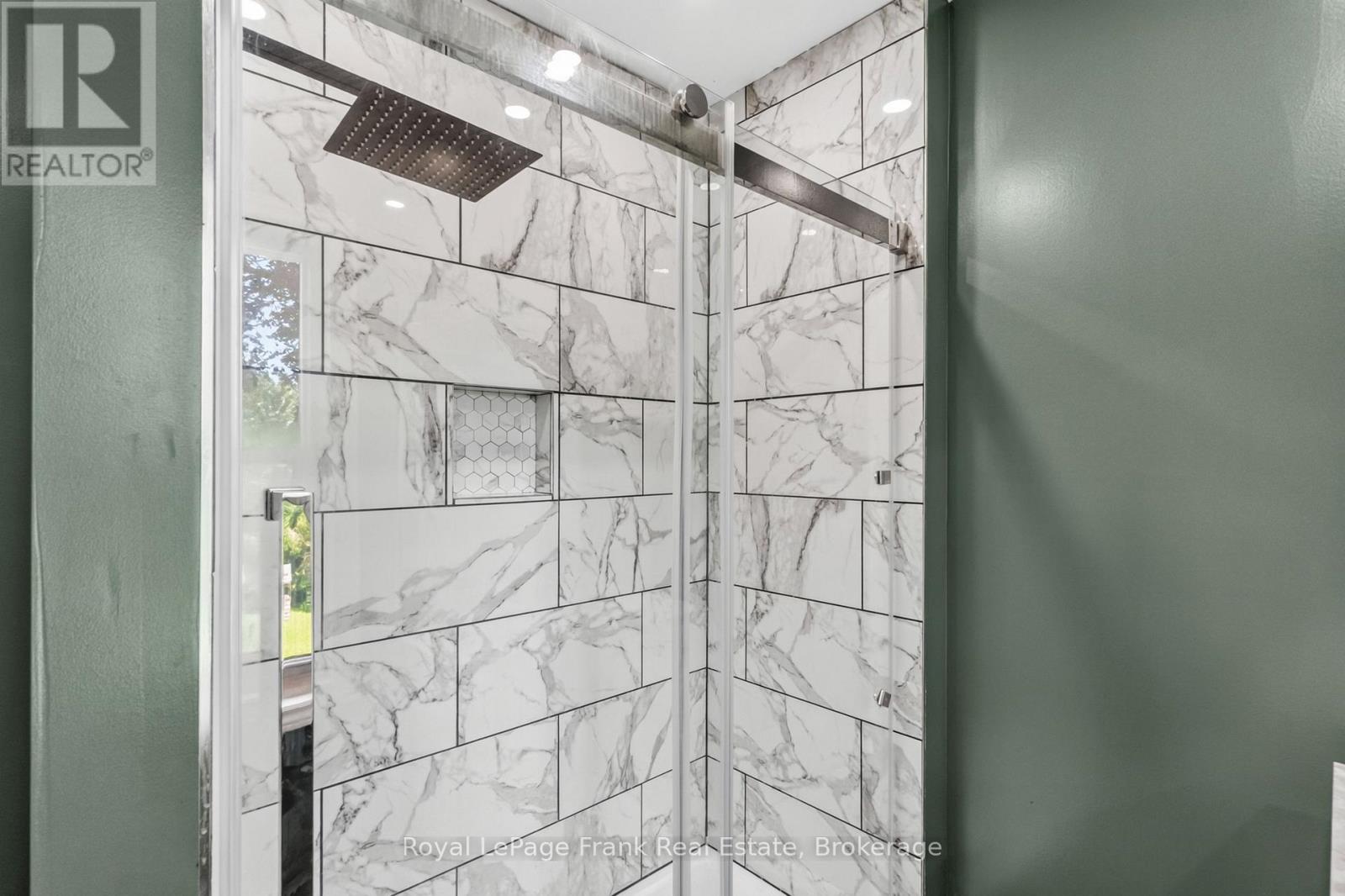 174 ELGIN STREET - Image 9