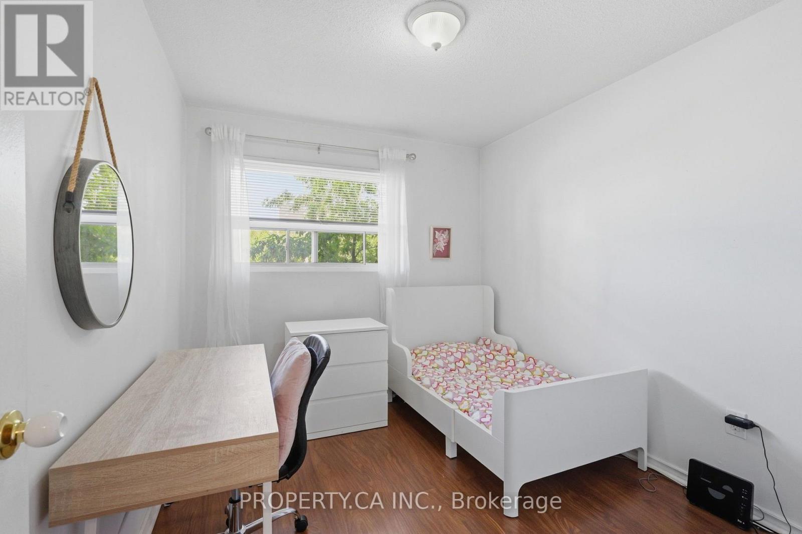 #43 91 MUIR DRIVE - Image 24