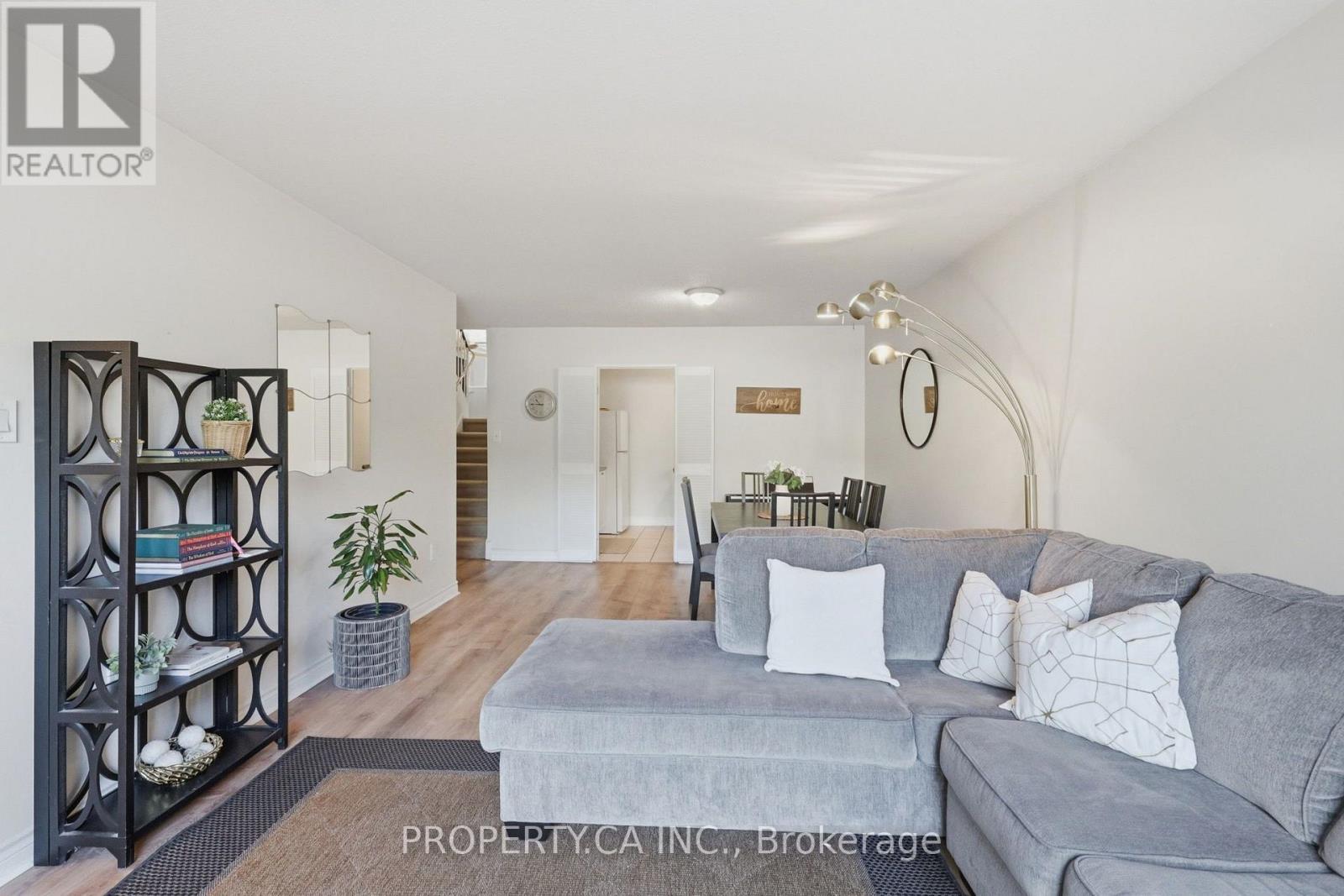 #43 91 MUIR DRIVE - Image 7