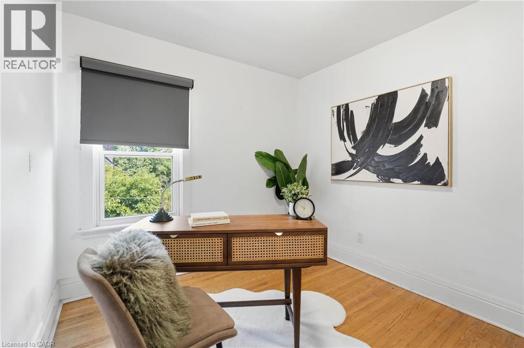 37 MAPLEWOOD Avenue - 15