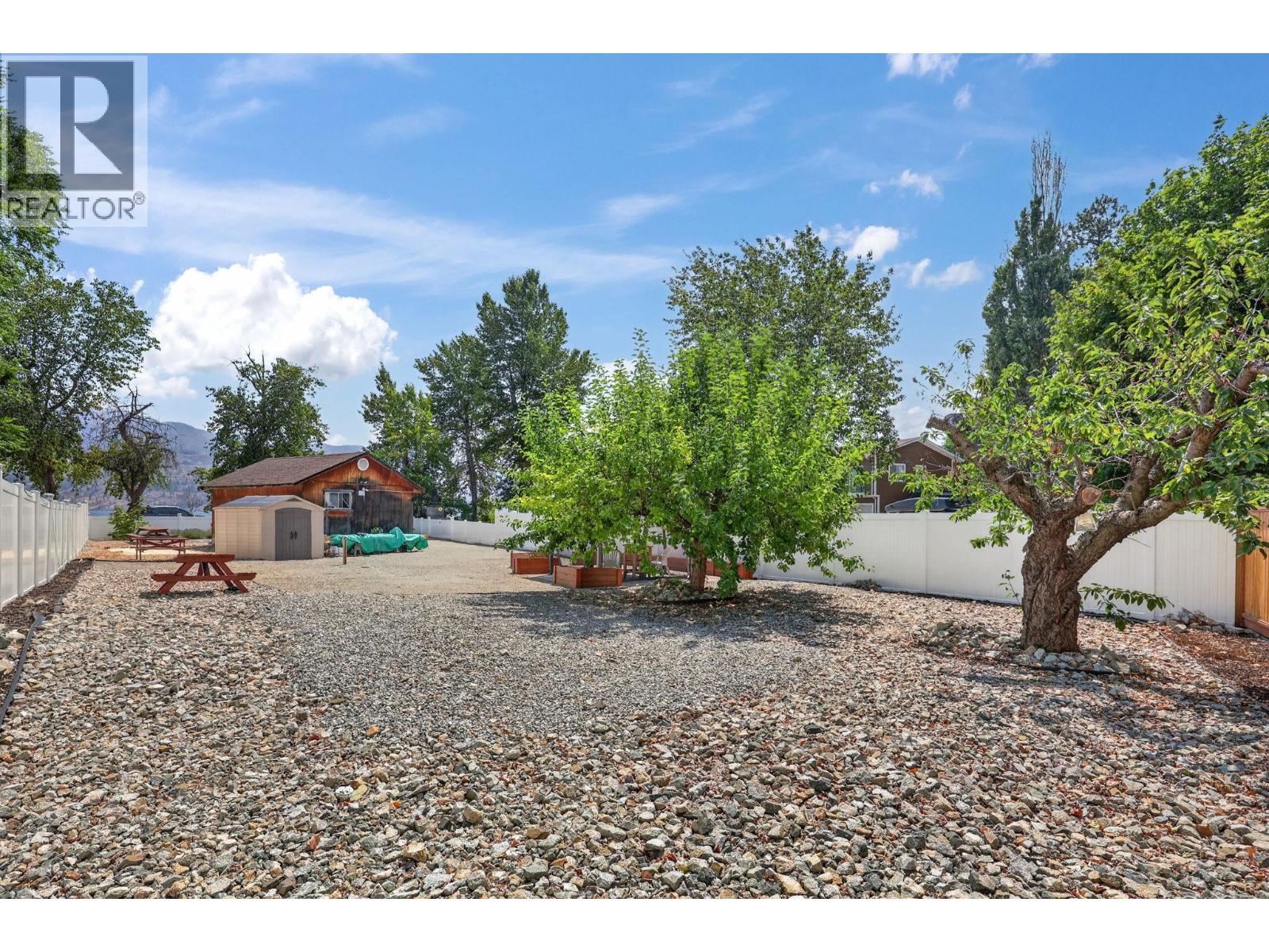 3922 Beach Avenue - 39