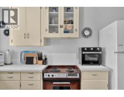 3922 Beach Avenue, Peachland, BC V0H1X1 Photo 22