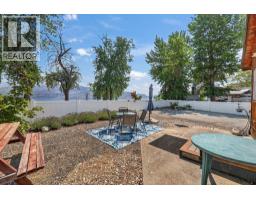 3922 Beach Avenue, Peachland, BC V0H1X1 Photo 31