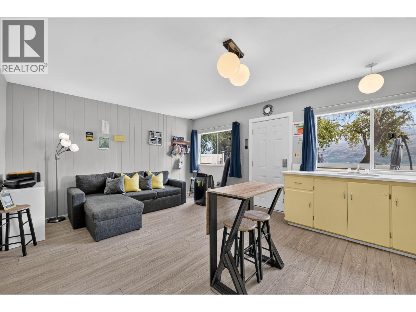 3922 Beach Avenue - 26