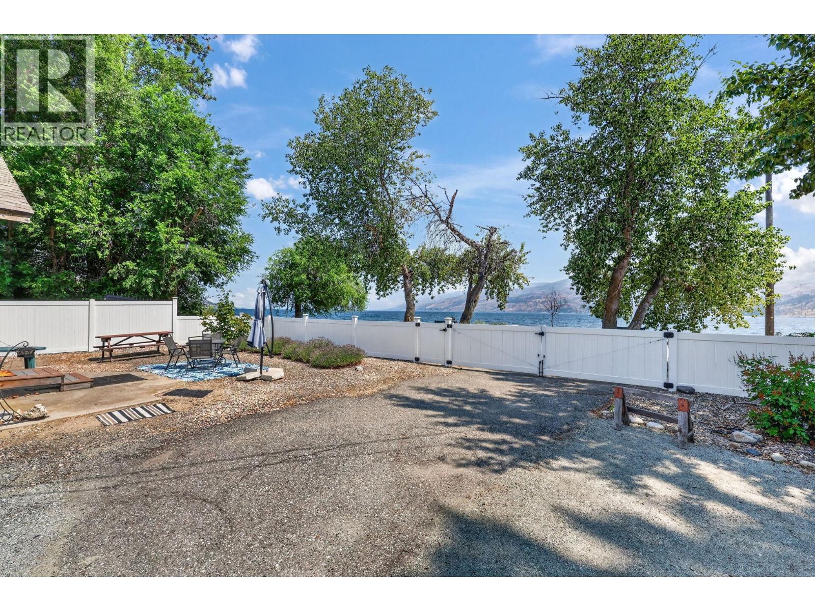 3922 Beach Avenue - 32