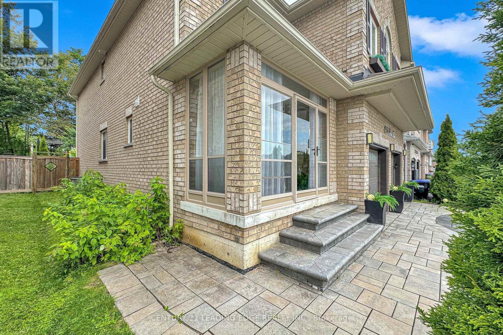 1246 LESLIE DRIVE - 3