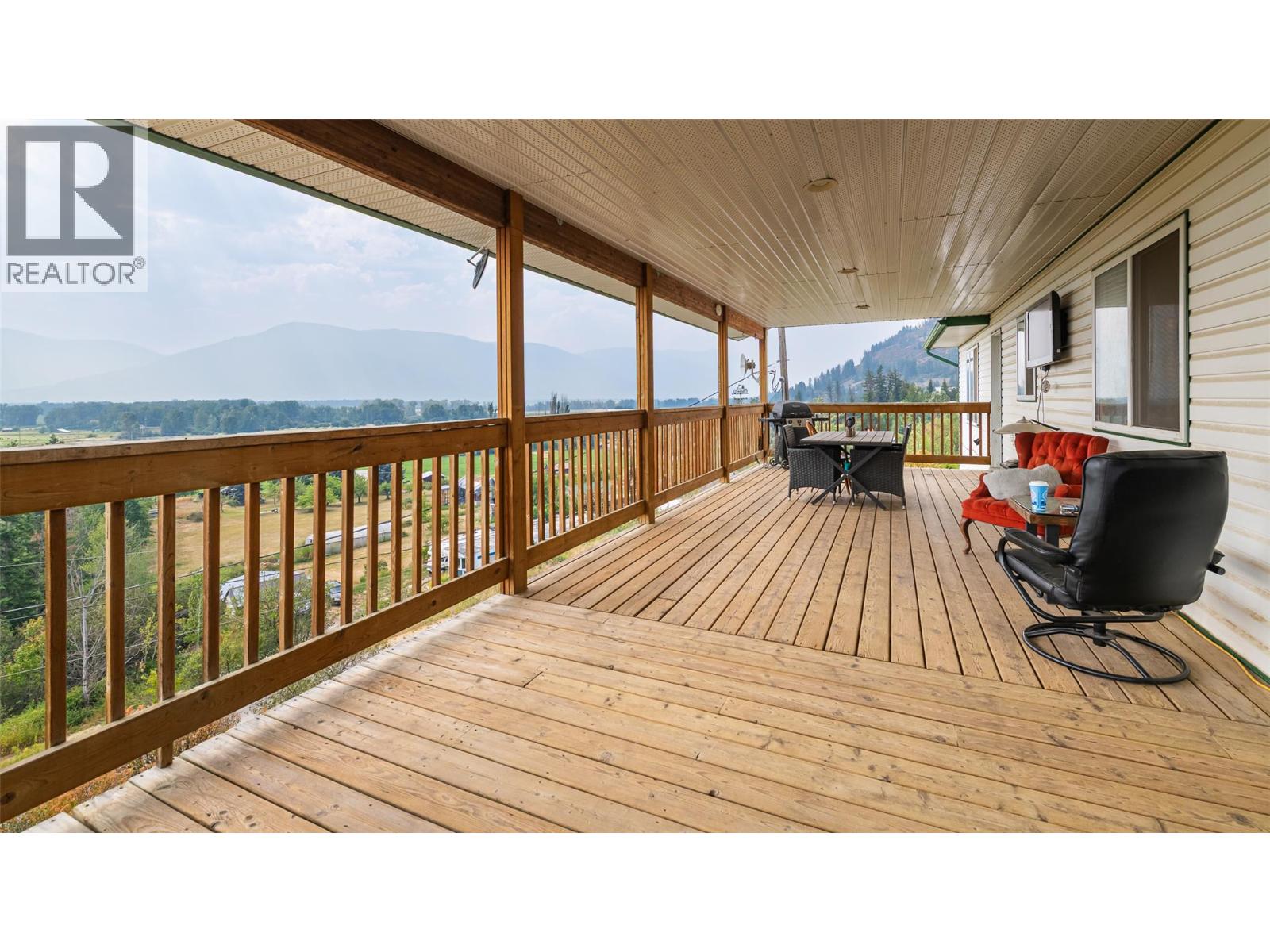 4840 Lower Wynndel Road - Image 3