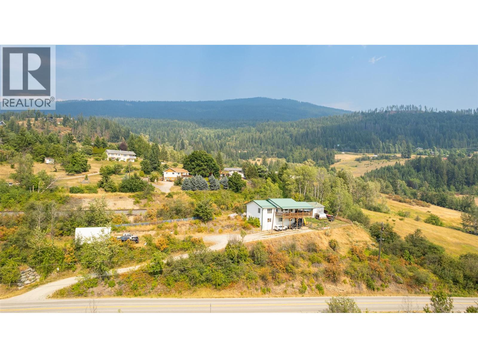 4840 Lower Wynndel Road - 4